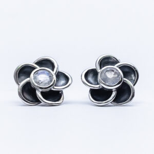 Brincos de Prata Envelhecida e Opala